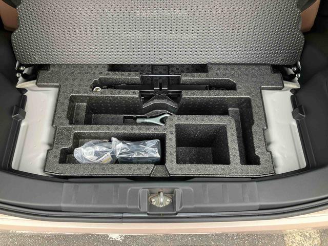 ミラココアココアプラスＸナビ／ＴＶ／ＤＶＤ／ＢＴ／ＵＳＢ　Ｂカメラ　ＥＴＣ　ＬＥＤヘッドライト　オートエアコン　シートリフター　キーフリー　盗難防止アラーム　アイドリングストップ　スモークガラス　電動格納ミラー　ルーフレール（千葉県）の中古車