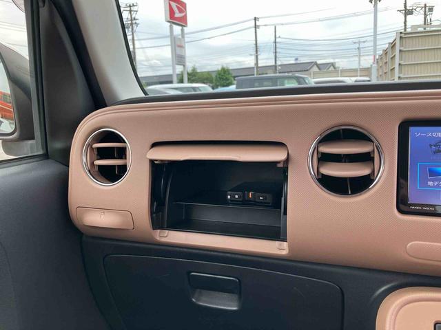 ミラココアココアプラスＸナビ／ＴＶ／ＤＶＤ／ＢＴ／ＵＳＢ　Ｂカメラ　ＥＴＣ　ＬＥＤヘッドライト　オートエアコン　シートリフター　キーフリー　盗難防止アラーム　アイドリングストップ　スモークガラス　電動格納ミラー　ルーフレール（千葉県）の中古車