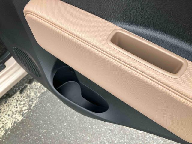 ミラココアココアプラスＸナビ／ＴＶ／ＤＶＤ／ＢＴ／ＵＳＢ　Ｂカメラ　ＥＴＣ　ＬＥＤヘッドライト　オートエアコン　シートリフター　キーフリー　盗難防止アラーム　アイドリングストップ　スモークガラス　電動格納ミラー　ルーフレール（千葉県）の中古車