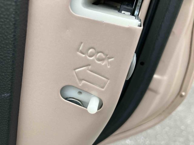 ミラココアココアプラスＸナビ／ＴＶ／ＤＶＤ／ＢＴ／ＵＳＢ　Ｂカメラ　ＥＴＣ　ＬＥＤヘッドライト　オートエアコン　シートリフター　キーフリー　盗難防止アラーム　アイドリングストップ　スモークガラス　電動格納ミラー　ルーフレール（千葉県）の中古車