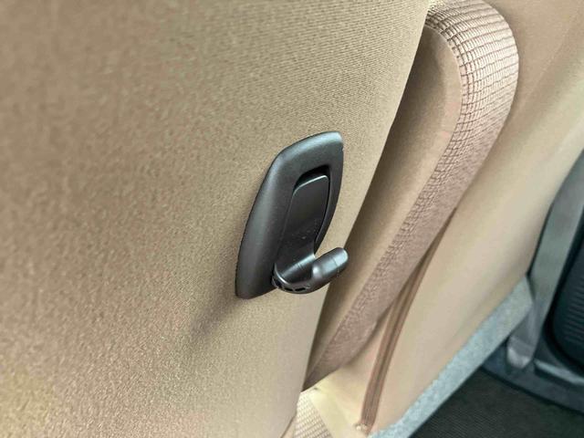 ミラココアココアプラスＸナビ／ＴＶ／ＤＶＤ／ＢＴ／ＵＳＢ　Ｂカメラ　ＥＴＣ　ＬＥＤヘッドライト　オートエアコン　シートリフター　キーフリー　盗難防止アラーム　アイドリングストップ　スモークガラス　電動格納ミラー　ルーフレール（千葉県）の中古車