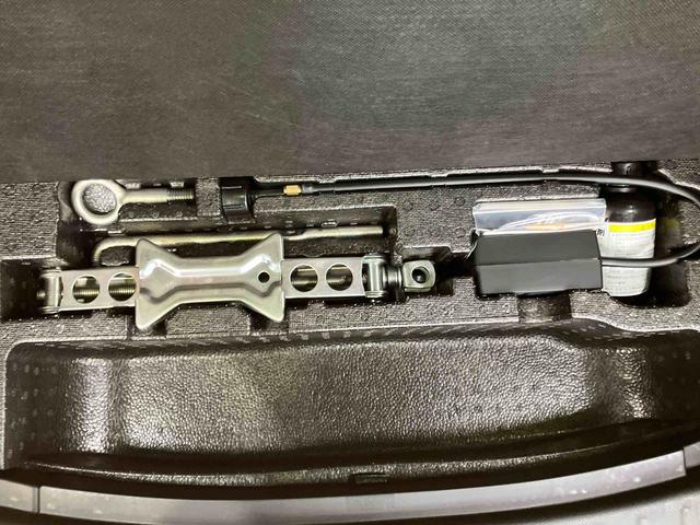 Ｎ−ＢＯＸカスタムＧ・Ｌパッケージバックカメラ連動フルセグナビ　ＵＳＢ接続　ブルートゥース対応　ＥＴＣ　プッシュエンジンスタート　キーフリーシステム　前席シートバックポケット＋ショッピングフック　チルトステアリング　運転席シートリフタ（千葉県）の中古車