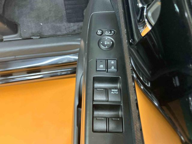 Ｎ−ＢＯＸカスタムＧ・Ｌパッケージバックカメラ連動フルセグナビ　ＵＳＢ接続　ブルートゥース対応　ＥＴＣ　プッシュエンジンスタート　キーフリーシステム　前席シートバックポケット＋ショッピングフック　チルトステアリング　運転席シートリフタ（千葉県）の中古車