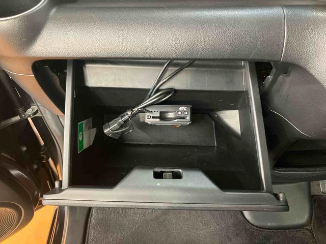 Ｎ−ＢＯＸカスタムＧ・Ｌパッケージバックカメラ連動フルセグナビ　ＵＳＢ接続　ブルートゥース対応　ＥＴＣ　プッシュエンジンスタート　キーフリーシステム　前席シートバックポケット＋ショッピングフック　チルトステアリング　運転席シートリフタ（千葉県）の中古車