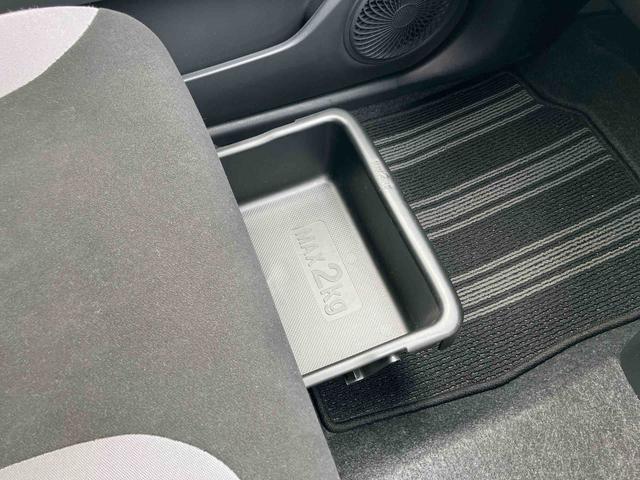 キャストアクティバＧ　ＳＡIIナビ／ＴＶ／ＤＶＤ／ＢＴ／ＵＳＢ　ＬＥＤヘッドライト　オートライト　フォグランプ　オートＡ／Ｃ　革巻ステアリング　アイドリングストップ　キーフリーシステム　盗難防止警報　シートリフター　アルミホイール（千葉県）の中古車