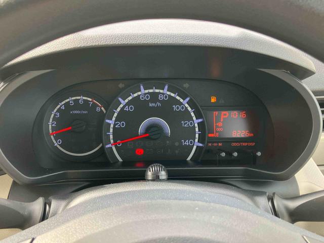 ムーヴＬナビ／地デジ／ＤＶＤ／ＢＴ／ＵＳＢ　ドラレコ　キーレスエントリー　セキュリティーアラーム　アイドリングストップ　スモークガラス　マニュアルエアコン　足踏み式パーキングブレーキ　横滑り防止装置　ＡＢＳ（千葉県）の中古車