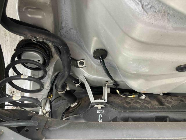 ムーヴＬナビ／地デジ／ＤＶＤ／ＢＴ／ＵＳＢ　ドラレコ　キーレスエントリー　セキュリティーアラーム　アイドリングストップ　スモークガラス　マニュアルエアコン　足踏み式パーキングブレーキ　横滑り防止装置　ＡＢＳ（千葉県）の中古車