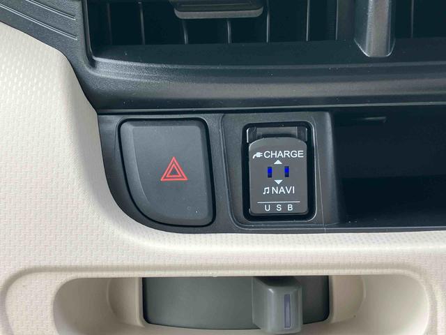 ムーヴＬナビ／地デジ／ＤＶＤ／ＢＴ／ＵＳＢ　ドラレコ　キーレスエントリー　セキュリティーアラーム　アイドリングストップ　スモークガラス　マニュアルエアコン　足踏み式パーキングブレーキ　横滑り防止装置　ＡＢＳ（千葉県）の中古車