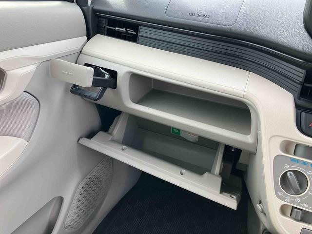 ムーヴＬナビ／地デジ／ＤＶＤ／ＢＴ／ＵＳＢ　ドラレコ　キーレスエントリー　セキュリティーアラーム　アイドリングストップ　スモークガラス　マニュアルエアコン　足踏み式パーキングブレーキ　横滑り防止装置　ＡＢＳ（千葉県）の中古車