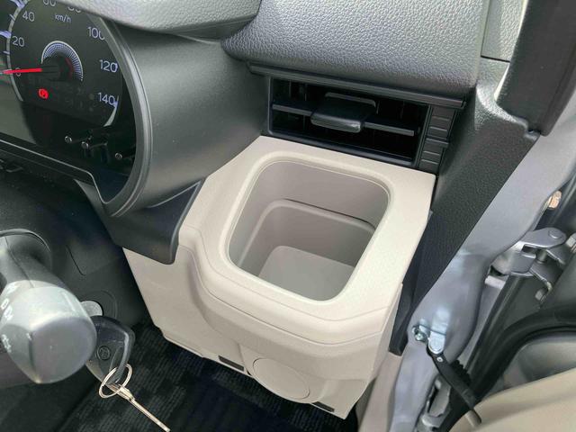 ムーヴＬナビ／地デジ／ＤＶＤ／ＢＴ／ＵＳＢ　ドラレコ　キーレスエントリー　セキュリティーアラーム　アイドリングストップ　スモークガラス　マニュアルエアコン　足踏み式パーキングブレーキ　横滑り防止装置　ＡＢＳ（千葉県）の中古車