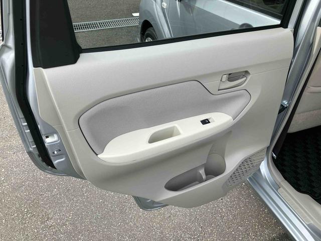 ムーヴＬナビ／地デジ／ＤＶＤ／ＢＴ／ＵＳＢ　ドラレコ　キーレスエントリー　セキュリティーアラーム　アイドリングストップ　スモークガラス　マニュアルエアコン　足踏み式パーキングブレーキ　横滑り防止装置　ＡＢＳ（千葉県）の中古車