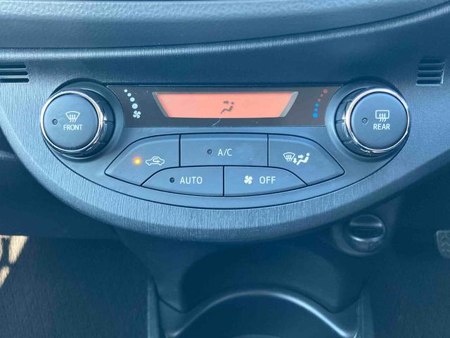 ヴィッツＦ　スマイルエディションワンセグナビ　ＡＵＸ接続　ブルートゥース対応　プッシュエンジンスタート　キーフリーシステム　オートライト　マニュアルレベリング機能付ハロゲンヘッドライト　チルトステアリング　運転席シートリフター（千葉県）の中古車