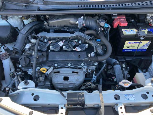 ヴィッツＦ　スマイルエディションワンセグナビ　ＡＵＸ接続　ブルートゥース対応　プッシュエンジンスタート　キーフリーシステム　オートライト　マニュアルレベリング機能付ハロゲンヘッドライト　チルトステアリング　運転席シートリフター（千葉県）の中古車