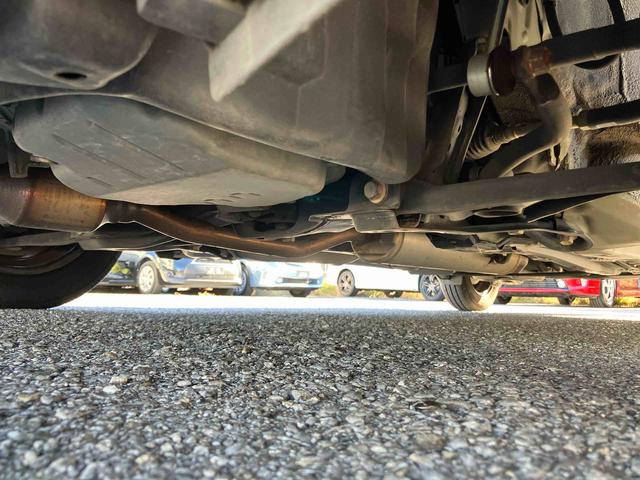 ヴィッツＦ　スマイルエディションワンセグナビ　ＡＵＸ接続　ブルートゥース対応　プッシュエンジンスタート　キーフリーシステム　オートライト　マニュアルレベリング機能付ハロゲンヘッドライト　チルトステアリング　運転席シートリフター（千葉県）の中古車