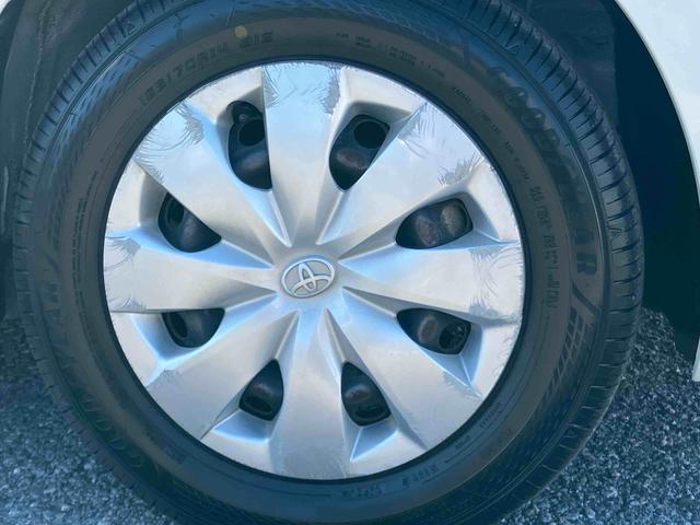 ヴィッツＦ　スマイルエディションワンセグナビ　ＡＵＸ接続　ブルートゥース対応　プッシュエンジンスタート　キーフリーシステム　オートライト　マニュアルレベリング機能付ハロゲンヘッドライト　チルトステアリング　運転席シートリフター（千葉県）の中古車