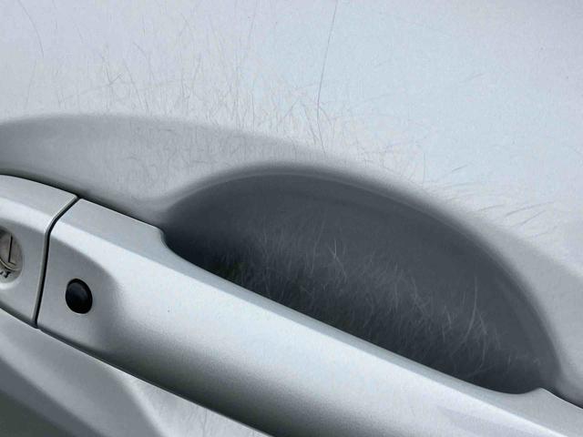 ノートX Vセレクション+セーフティナビ/TV/DVD/BT/USB 全周囲カメラ ETC セイフティーシールド 車線逸脱警報 横滑防止装置 ディスプレイ付き防眩ルームミラー 前後クリアランスセンサー アイドリングストップ スマートキー(千葉県)の中古車