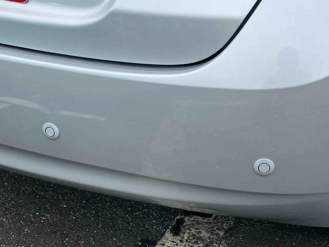 ノートＸ　Ｖセレクション＋セーフティナビ／ＴＶ／ＤＶＤ／ＢＴ／ＵＳＢ　全周囲カメラ　ＥＴＣ　セイフティーシールド　車線逸脱警報　横滑防止装置　ディスプレイ付き防眩ルームミラー　前後クリアランスセンサー　アイドリングストップ　スマートキー（千葉県）の中古車