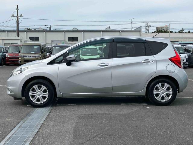 ノートＸ　Ｖセレクション＋セーフティナビ／ＴＶ／ＤＶＤ／ＢＴ／ＵＳＢ　全周囲カメラ　ＥＴＣ　セイフティーシールド　車線逸脱警報　横滑防止装置　ディスプレイ付き防眩ルームミラー　前後クリアランスセンサー　アイドリングストップ　スマートキー（千葉県）の中古車