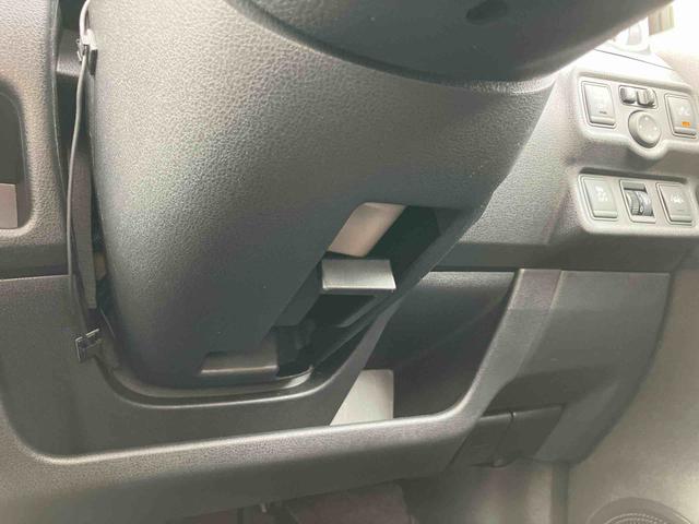 ノートＸ　Ｖセレクション＋セーフティナビ／ＴＶ／ＤＶＤ／ＢＴ／ＵＳＢ　全周囲カメラ　ＥＴＣ　セイフティーシールド　車線逸脱警報　横滑防止装置　ディスプレイ付き防眩ルームミラー　前後クリアランスセンサー　アイドリングストップ　スマートキー（千葉県）の中古車