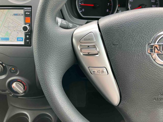 ノートＸ　Ｖセレクション＋セーフティナビ／ＴＶ／ＤＶＤ／ＢＴ／ＵＳＢ　全周囲カメラ　ＥＴＣ　セイフティーシールド　車線逸脱警報　横滑防止装置　ディスプレイ付き防眩ルームミラー　前後クリアランスセンサー　アイドリングストップ　スマートキー（千葉県）の中古車