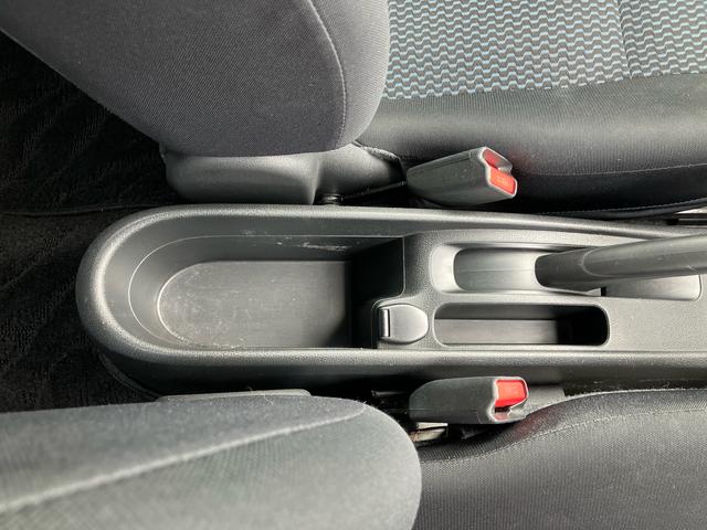 ノートＸ　Ｖセレクション＋セーフティナビ／ＴＶ／ＤＶＤ／ＢＴ／ＵＳＢ　全周囲カメラ　ＥＴＣ　セイフティーシールド　車線逸脱警報　横滑防止装置　ディスプレイ付き防眩ルームミラー　前後クリアランスセンサー　アイドリングストップ　スマートキー（千葉県）の中古車