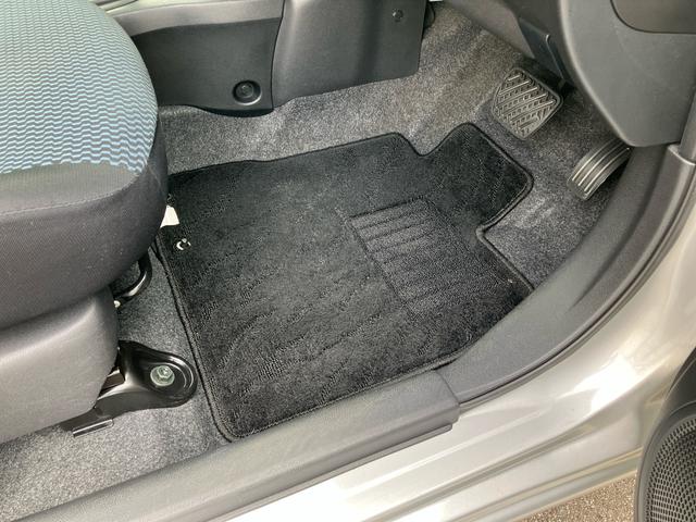 ノートＸ　Ｖセレクション＋セーフティナビ／ＴＶ／ＤＶＤ／ＢＴ／ＵＳＢ　全周囲カメラ　ＥＴＣ　セイフティーシールド　車線逸脱警報　横滑防止装置　ディスプレイ付き防眩ルームミラー　前後クリアランスセンサー　アイドリングストップ　スマートキー（千葉県）の中古車