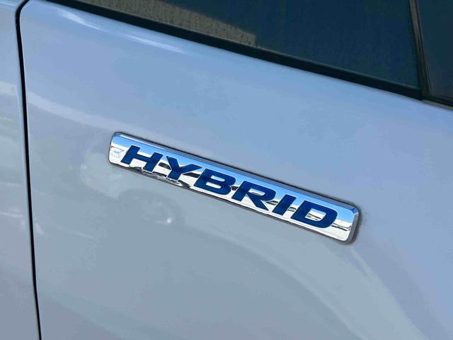 フィットハイブリッドＸＨセレクション　ファインスタイルハイブリッド　ナビ／ワンセグＴＶ／ＤＶＤ／ＢＴ／ＵＳＢ　バックカメラ　ＥＴＣ　オートクルーズ　ＨＩＤヘッドライト　オートライト　シートヒーター　パドルシフト　オートエアコン　シートリフター　キーフリー（千葉県）の中古車