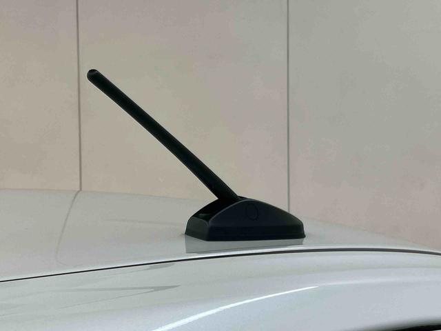 ムーヴキャンバスストライプスＧターボ衝突回避支援システム　横滑り防止装置　アイドリングストップ　アダプティブクルーズコントロール　ホットカップホルダー　置きラクボックス　前席シートヒーター　助手席シートバックポケット＋ショッピングフック（千葉県）の中古車