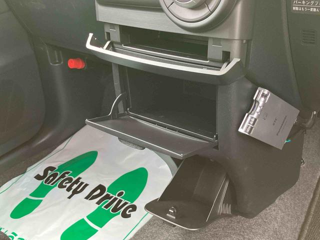 ムーヴコンテカスタム　ＲＳターボ　ナビ／ＴＶ／ＤＩＳＣ／ＵＳＢ　ＥＴＣ　ＭＯＭＯ社製ステアリング　トップシェード入りガラス　スマートキー　ディスチャージドヘッドランプ　フォグランプ　ドアミラーターンランプ　オートエアコン（千葉県）の中古車