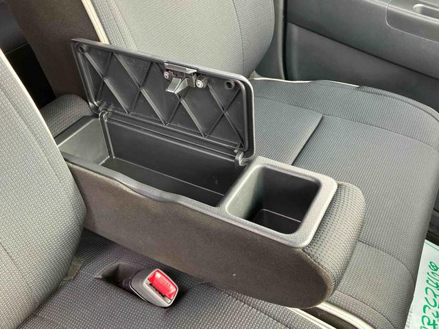 ムーヴコンテカスタム　ＲＳターボ　ナビ／ＴＶ／ＤＩＳＣ／ＵＳＢ　ＥＴＣ　ＭＯＭＯ社製ステアリング　トップシェード入りガラス　スマートキー　ディスチャージドヘッドランプ　フォグランプ　ドアミラーターンランプ　オートエアコン（千葉県）の中古車