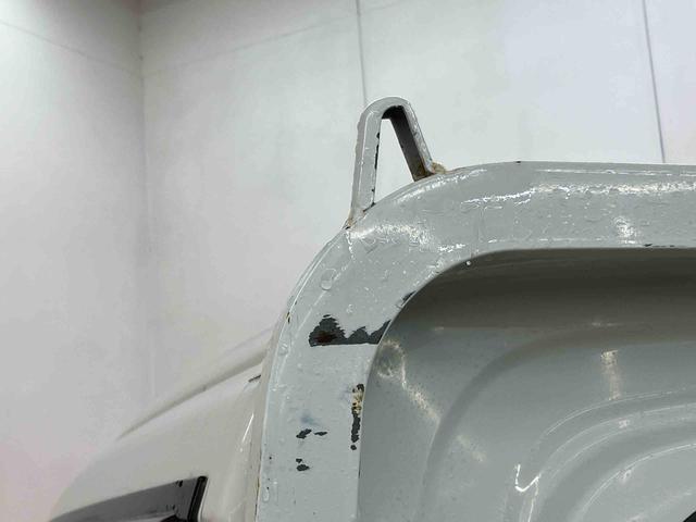 ハイゼットトラックエアコン・パワステ　スペシャル荷台ゴムマット　ゲートプロテクター　テールゲートチェーン　スピーカー一体型ＦＭ．ＡＭラジオチューナー　マニュアルレベリング機能付ハロゲンヘッドライト　灰皿＋シガーライター　ショッピングフック（千葉県）の中古車