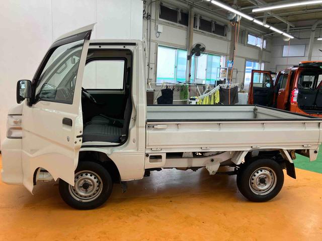 ハイゼットトラックエアコン・パワステ　スペシャル荷台ゴムマット　ゲートプロテクター　テールゲートチェーン　スピーカー一体型ＦＭ．ＡＭラジオチューナー　マニュアルレベリング機能付ハロゲンヘッドライト　灰皿＋シガーライター　ショッピングフック（千葉県）の中古車