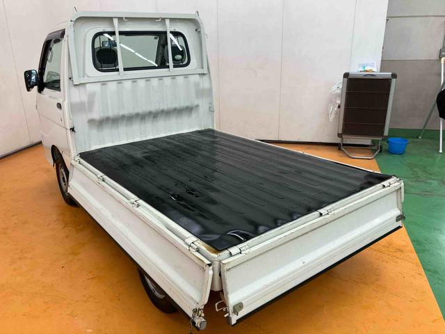 ハイゼットトラックエアコン・パワステ　スペシャル荷台ゴムマット　ゲートプロテクター　テールゲートチェーン　スピーカー一体型ＦＭ．ＡＭラジオチューナー　マニュアルレベリング機能付ハロゲンヘッドライト　灰皿＋シガーライター　ショッピングフック（千葉県）の中古車