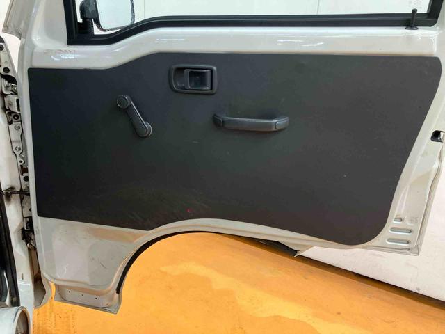 ハイゼットトラックエアコン・パワステ　スペシャル荷台ゴムマット　ゲートプロテクター　テールゲートチェーン　スピーカー一体型ＦＭ．ＡＭラジオチューナー　マニュアルレベリング機能付ハロゲンヘッドライト　灰皿＋シガーライター　ショッピングフック（千葉県）の中古車