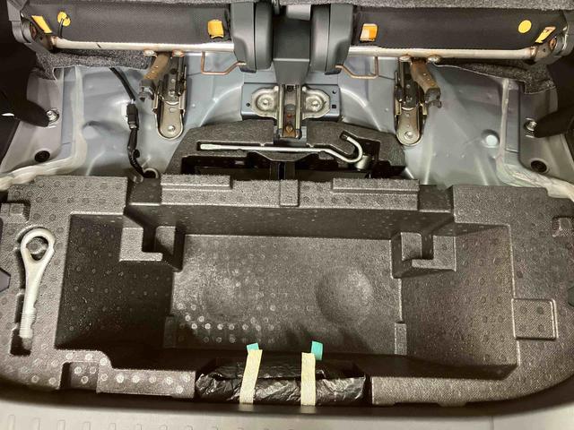 ムーヴカスタム　Ｘリミテッド　ＳＡバックカメラ連動ワンセグナビ　ＵＳＢ接続　ＡＵＸ接続　衝突被害軽減ブレーキ　横滑り防止装置　アイドリングストップ　プッシュエンジンスタート　照明．バニティーミラー付き左右サンバイザー（千葉県）の中古車