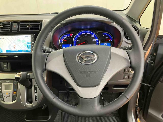 ムーヴカスタム　Ｘリミテッド　ＳＡバックカメラ連動ワンセグナビ　ＵＳＢ接続　ＡＵＸ接続　衝突被害軽減ブレーキ　横滑り防止装置　アイドリングストップ　プッシュエンジンスタート　照明．バニティーミラー付き左右サンバイザー（千葉県）の中古車