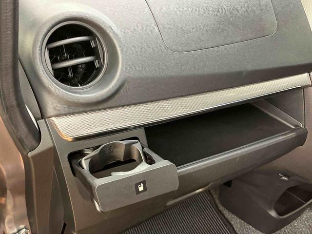 ムーヴカスタム　Ｘリミテッド　ＳＡバックカメラ連動ワンセグナビ　ＵＳＢ接続　ＡＵＸ接続　衝突被害軽減ブレーキ　横滑り防止装置　アイドリングストップ　プッシュエンジンスタート　照明．バニティーミラー付き左右サンバイザー（千葉県）の中古車