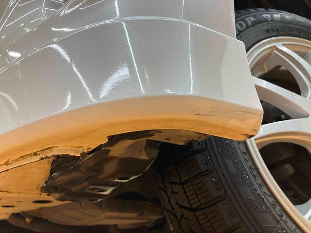 ムーヴカスタム　Ｘリミテッドナビ／１セグＴＶ／ＣＤ／バックカメラ　ＨＩＤヘッドライト　ハロゲンフォグランプ　クリアテールランプ　１４インチアルミ　プッシュボタンスタート　電格ドアミラー　照明／バニディミラー付きサンバイザー（千葉県）の中古車