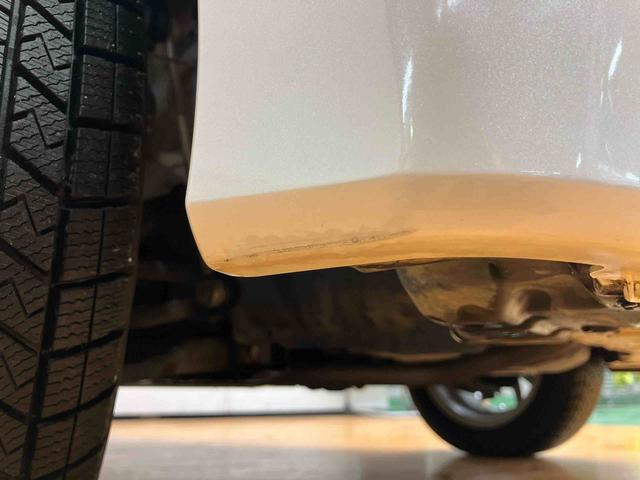 ムーヴカスタム　Ｘリミテッドナビ／１セグＴＶ／ＣＤ／バックカメラ　ＨＩＤヘッドライト　ハロゲンフォグランプ　クリアテールランプ　１４インチアルミ　プッシュボタンスタート　電格ドアミラー　照明／バニディミラー付きサンバイザー（千葉県）の中古車