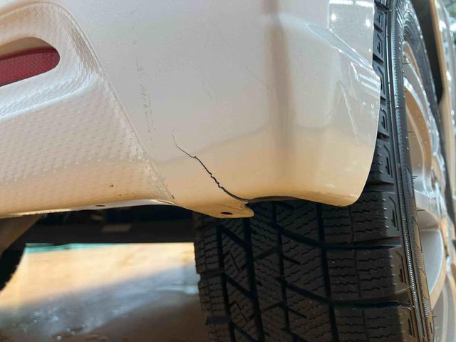 ムーヴカスタム　Ｘリミテッドナビ／１セグＴＶ／ＣＤ／バックカメラ　ＨＩＤヘッドライト　ハロゲンフォグランプ　クリアテールランプ　１４インチアルミ　プッシュボタンスタート　電格ドアミラー　照明／バニディミラー付きサンバイザー（千葉県）の中古車