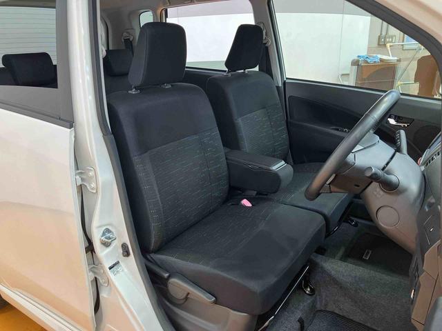 ムーヴカスタム　Ｘリミテッドナビ／１セグＴＶ／ＣＤ／バックカメラ　ＨＩＤヘッドライト　ハロゲンフォグランプ　クリアテールランプ　１４インチアルミ　プッシュボタンスタート　電格ドアミラー　照明／バニディミラー付きサンバイザー（千葉県）の中古車