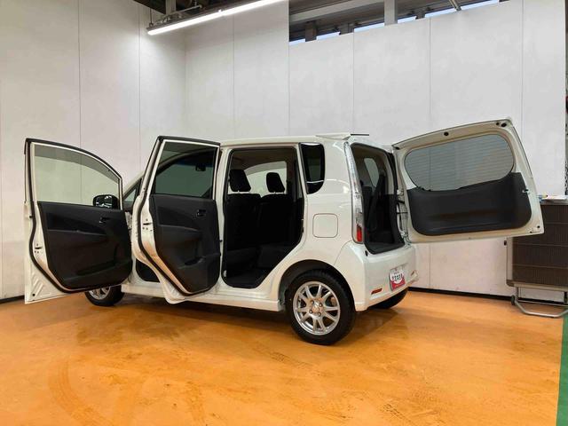 ムーヴカスタム　Ｘリミテッドナビ／１セグＴＶ／ＣＤ／バックカメラ　ＨＩＤヘッドライト　ハロゲンフォグランプ　クリアテールランプ　１４インチアルミ　プッシュボタンスタート　電格ドアミラー　照明／バニディミラー付きサンバイザー（千葉県）の中古車