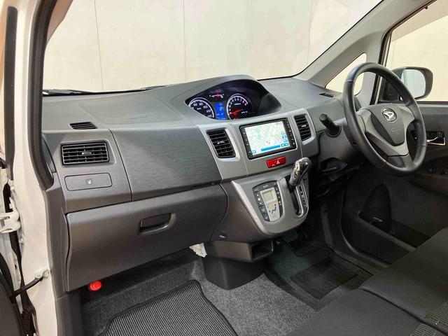 ムーヴカスタム　Ｘリミテッドナビ／１セグＴＶ／ＣＤ／バックカメラ　ＨＩＤヘッドライト　ハロゲンフォグランプ　クリアテールランプ　１４インチアルミ　プッシュボタンスタート　電格ドアミラー　照明／バニディミラー付きサンバイザー（千葉県）の中古車