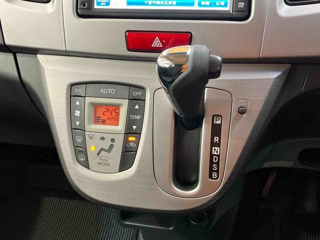 ムーヴカスタム　Ｘリミテッドナビ／１セグＴＶ／ＣＤ／バックカメラ　ＨＩＤヘッドライト　ハロゲンフォグランプ　クリアテールランプ　１４インチアルミ　プッシュボタンスタート　電格ドアミラー　照明／バニディミラー付きサンバイザー（千葉県）の中古車