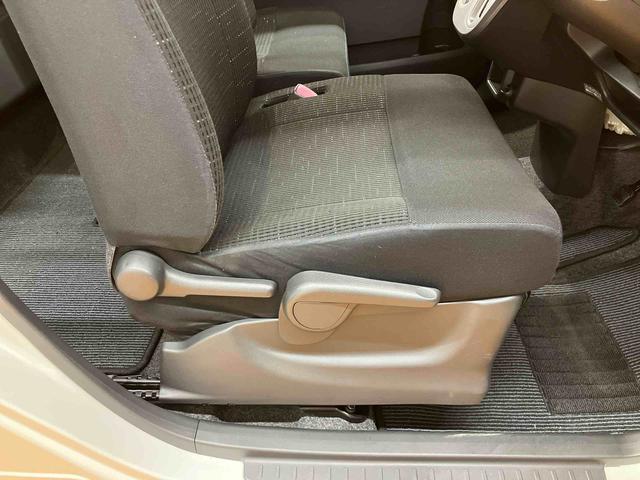 ムーヴカスタム　Ｘリミテッドナビ／１セグＴＶ／ＣＤ／バックカメラ　ＨＩＤヘッドライト　ハロゲンフォグランプ　クリアテールランプ　１４インチアルミ　プッシュボタンスタート　電格ドアミラー　照明／バニディミラー付きサンバイザー（千葉県）の中古車