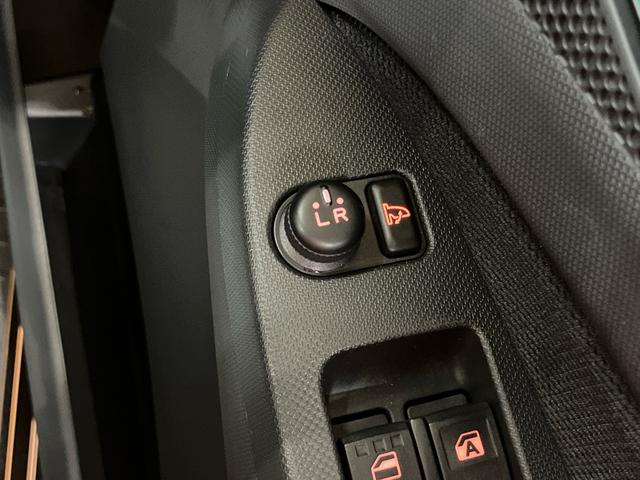 ムーヴカスタム　Ｘ　ＳＡＣＤ／ＵＳＢチューナー　ＬＥＤヘッドライト　ハロゲンフォグランプ　１４インチアルミ　ドアミラーウインカー　スマートキー　電動格納ドアミラー　照明／バニディミラー付きサンバイザー　衝突被害軽減ブレーキ（千葉県）の中古車