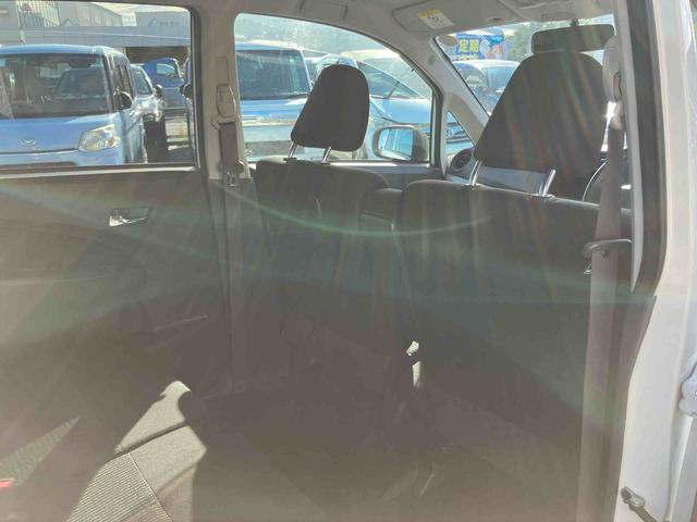 ムーヴＬ　ＶＳスマートセレクションＳＡ衝突被害軽減ブレーキ　横滑り防止装置　アイドリングストップ　プッシュエンジンスタート　キーフリーシステム　マニュアルレベリング機能付ハロゲンヘッドライト　チルトステアリング　運転席シートリフター（千葉県）の中古車