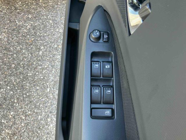 ムーヴＬ　ＶＳスマートセレクションＳＡ衝突被害軽減ブレーキ　横滑り防止装置　アイドリングストップ　プッシュエンジンスタート　キーフリーシステム　マニュアルレベリング機能付ハロゲンヘッドライト　チルトステアリング　運転席シートリフター（千葉県）の中古車