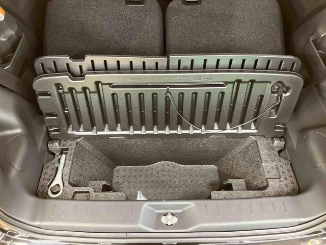 ムーヴキャンバスＸリミテッドメイクアップ　ＳＡIIバックカメラ連動フルセグナビ　ＵＳＢ接続　ウーファー　ＥＴＣ　置きラクボックス　オートライト　衝突被害軽減ブレーキ　横滑り防止装置　マニュアルレベリング機能付ハロゲンヘッドライト（千葉県）の中古車