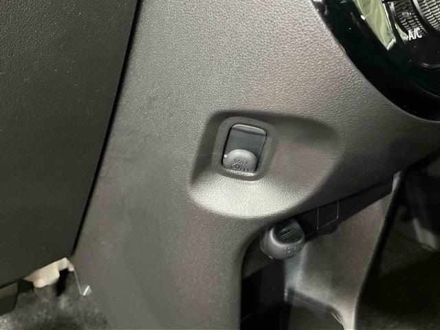 ムーヴキャンバスＸリミテッドメイクアップ　ＳＡIIバックカメラ連動フルセグナビ　ＵＳＢ接続　ウーファー　ＥＴＣ　置きラクボックス　オートライト　衝突被害軽減ブレーキ　横滑り防止装置　マニュアルレベリング機能付ハロゲンヘッドライト（千葉県）の中古車